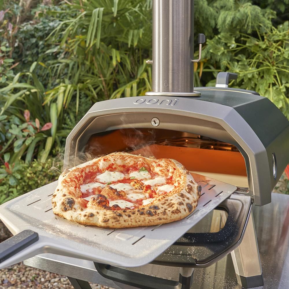 Ooni Karu 2 Pizzaoven – Hout- en Gasaangedreven Buitenoven (UU-P30300)