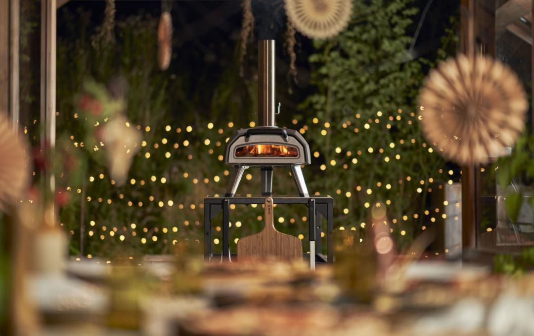 Ooni Karu 2 Pizzaoven – Hout- en Gasaangedreven Buitenoven (UU-P30300)